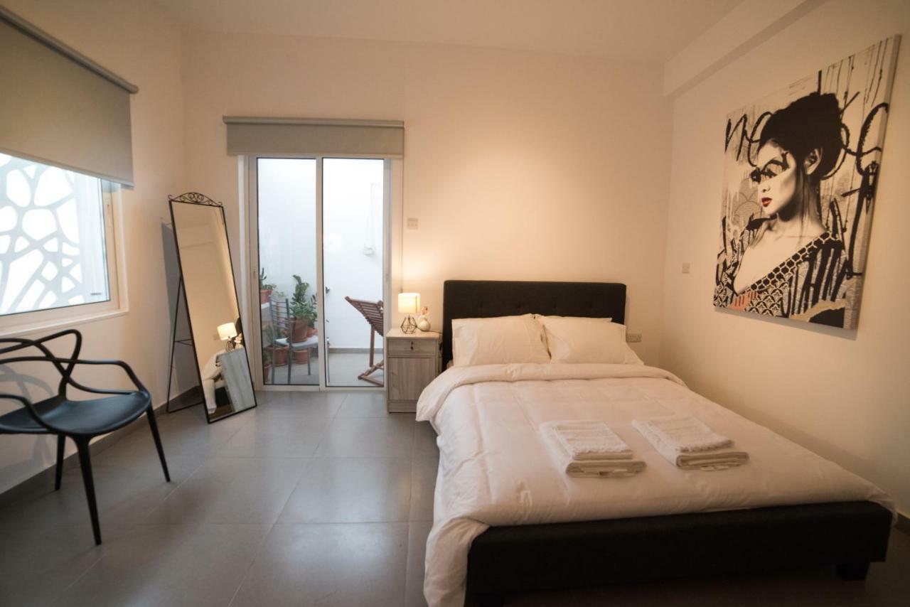 Mcplaces Holiday Apartments Paphos Extérieur photo